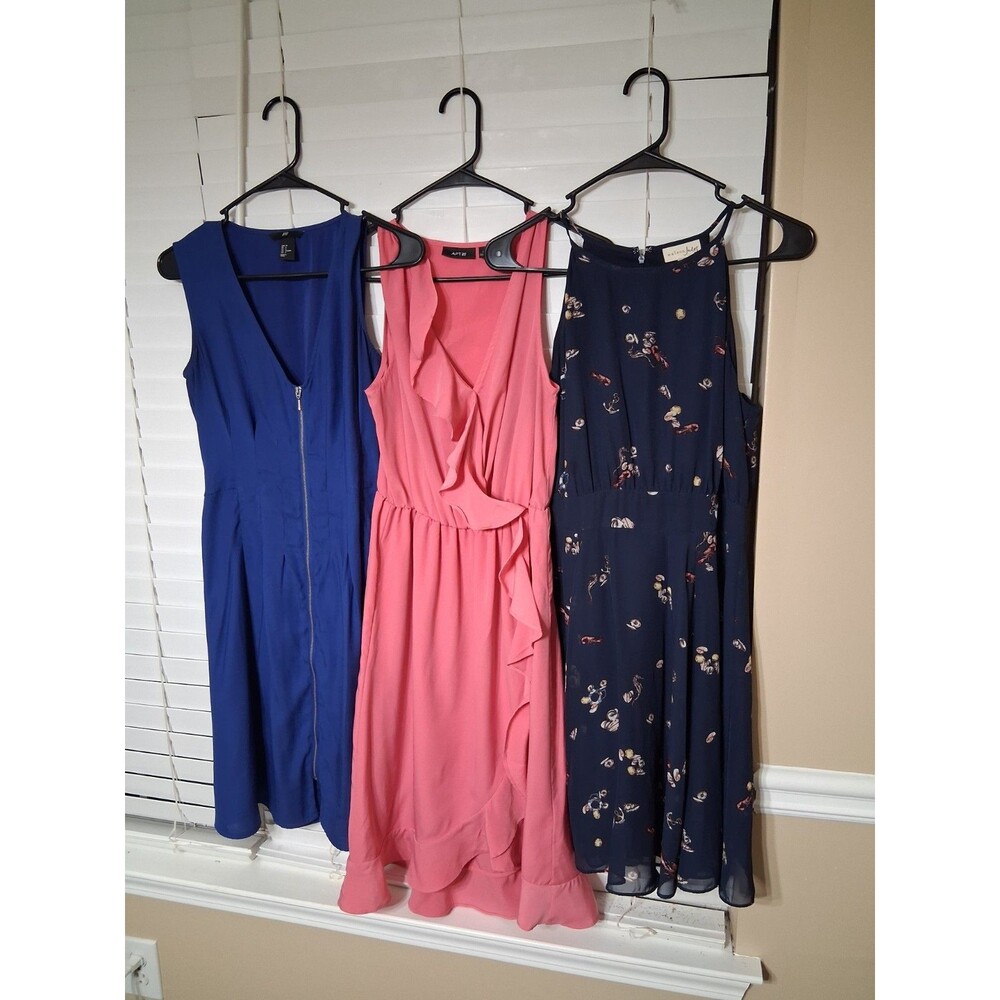 Summer Dress Bundle - Size S/4 - 3 Chic Looks